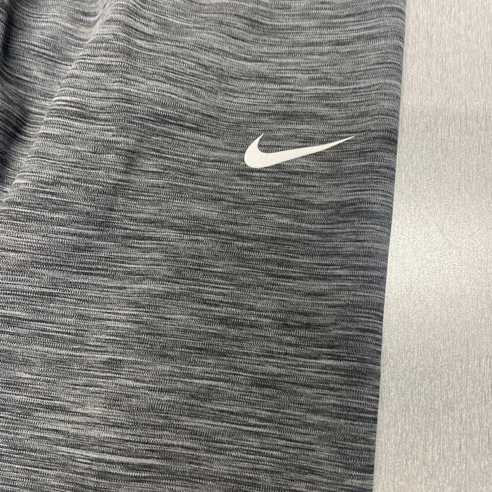 Women Nike pro leggings - Picture 2 of 7